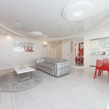 Flat24 On Lesi Ukrainki 3 Apartment Киев Екстериор снимка