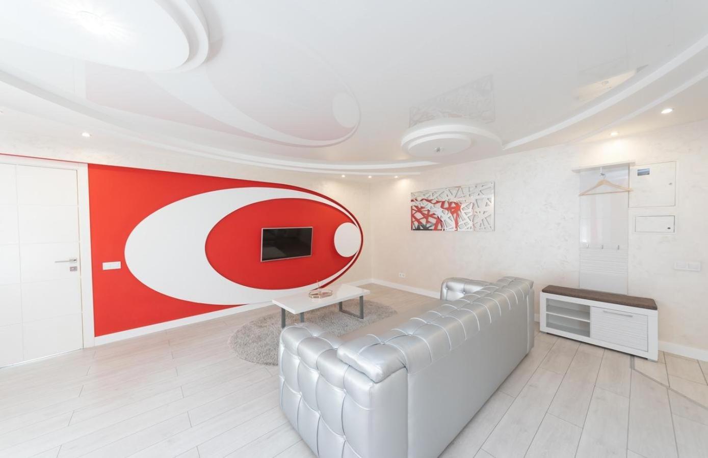 Flat24 On Lesi Ukrainki 3 Apartment Киев Екстериор снимка