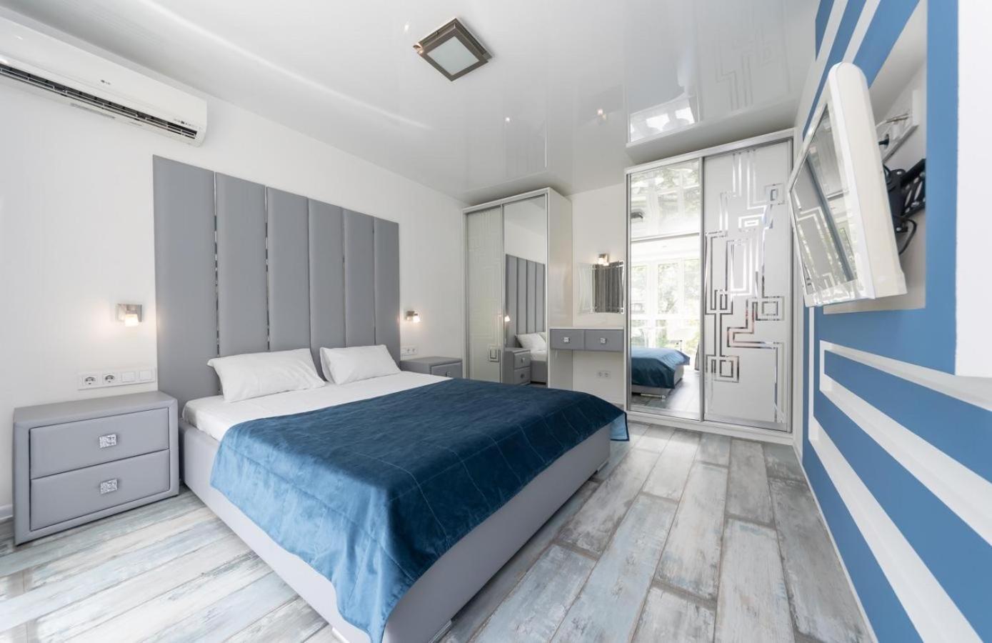 Flat24 On Lesi Ukrainki 3 Apartment Киев Екстериор снимка